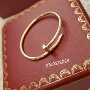 خاتم فاخر مناسب للمناسبات الخاصة